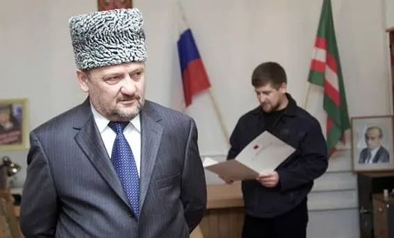 Кадыров поздравил дорожников Чечни с профессиональным праздником